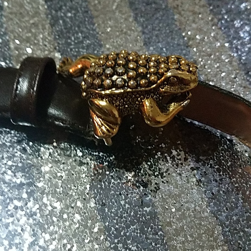 Gail Labelle small leather belt